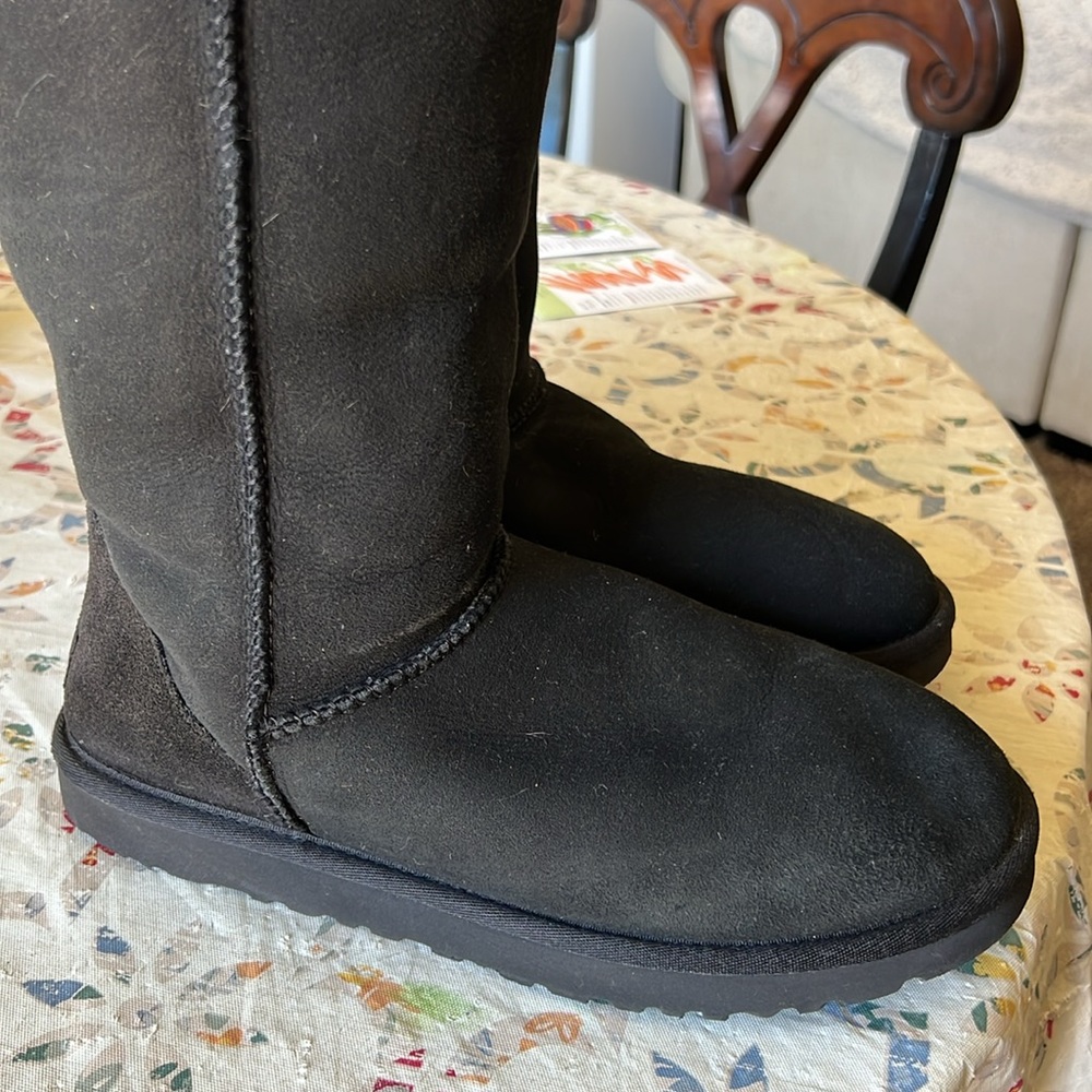 Ugg Boot - image 5